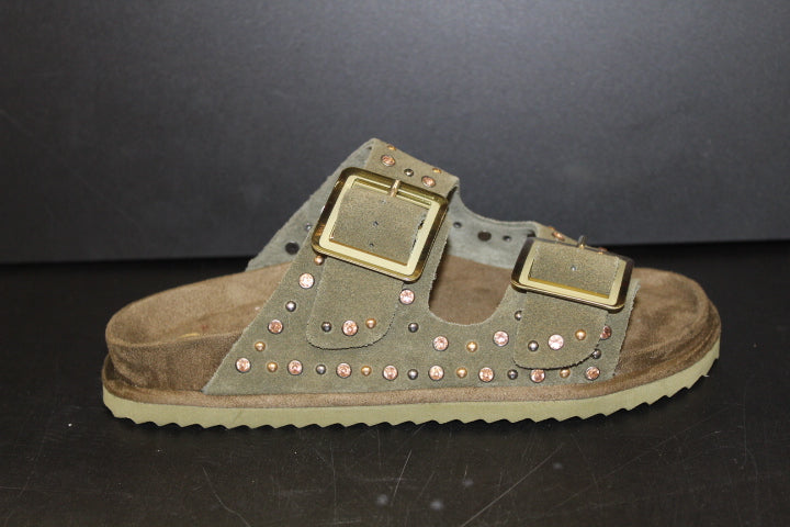 COLORS OF CALIFORNIA TWO BUCKLE LEATHER STUDS SUEDE KAKI