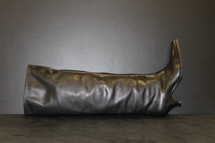ELENA IACHI SHARP BOOT LONG BLACK