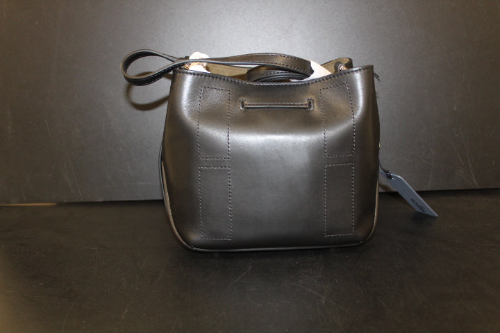 HOGAN HOCKET BUCKET BAG MINI BLACK