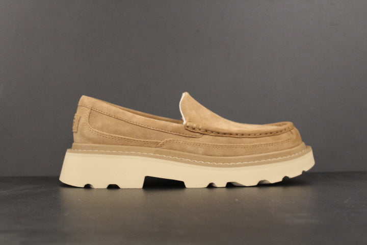 UGG ASCOT LUG CHESTNUT
