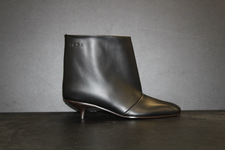 VICINI EDGY LOW BOOT BLACK  KITTEN