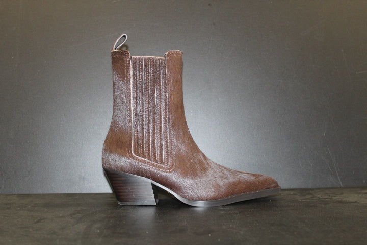 LOLA CRUZ CHELSEA WESTERN BROWN HAIR