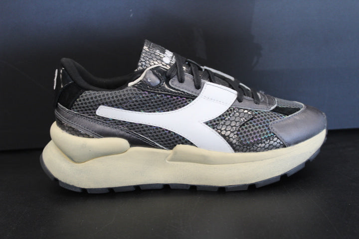 DIADORA MERCURY ELITE SNEAKER COBRA USE BLACK