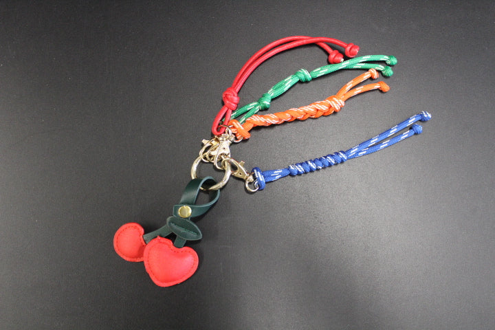 HIDESINS BAGCHARMS
