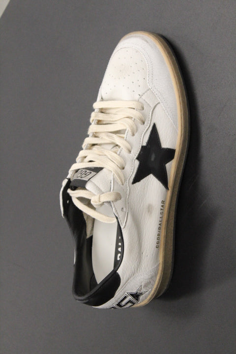 GOLDEN GOOSE BALLSTAR WHITE BLACK