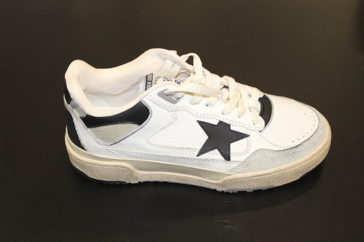 GOLDEN GOOSE FORTY 2 WHITE BLACK