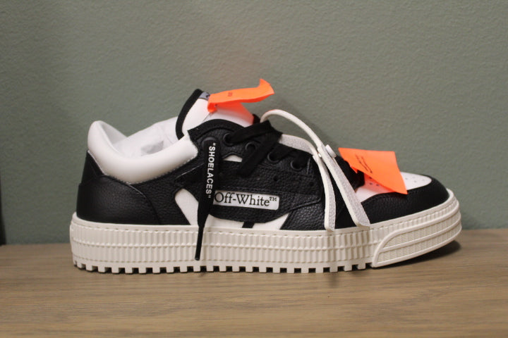 OFFWHITE 3.0 COURT LOW TOP WHITE BLACK