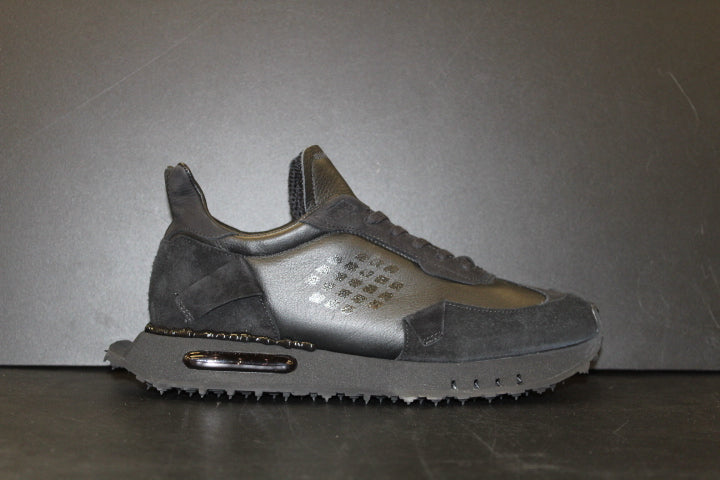 BE+ RACE SNEAKER TRIPLE BLACK