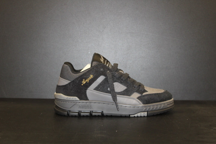 AXEL ARIGATO AREA LOW FLUFFY BLACK OFFBLACK