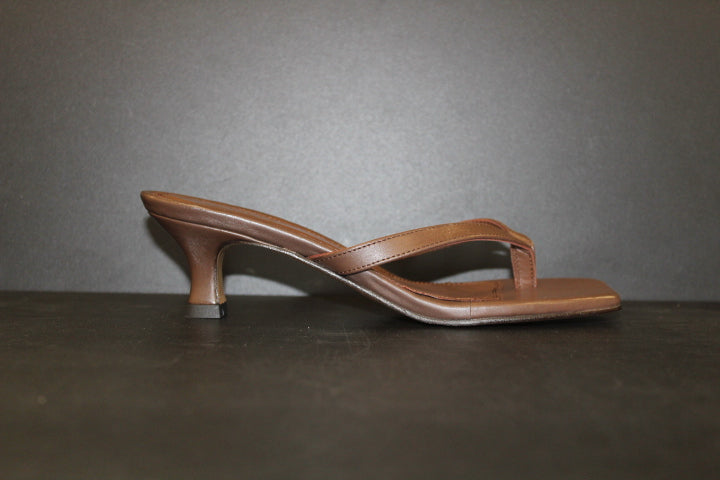 TORAL ROCIO THONG SANDAL BROWN