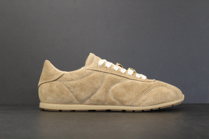 NUBIKK RILEY RUSH SNEAKER OAK SUEDE