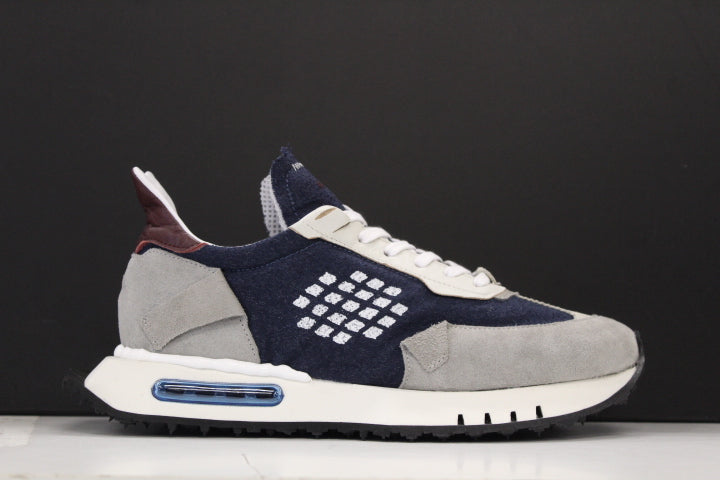 BE+ RACE SNEAKERNAVY RED