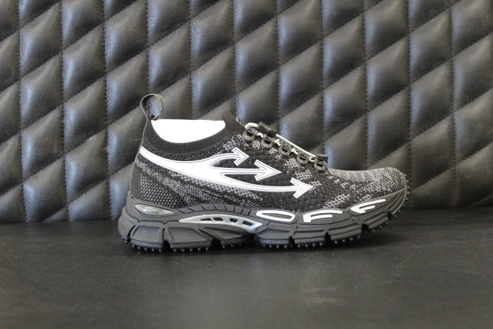 OFF WHITE BE RIGHT BACK BLACK/SILVER KNITTED