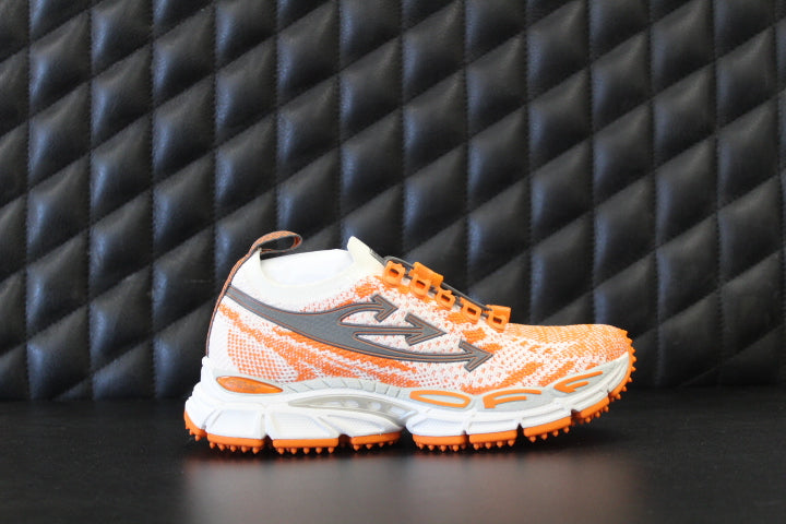 OFF WHITE BE RIGHT WHITE/ORANGE KNITTED