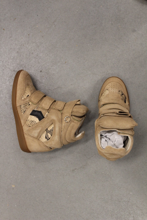 ISABEL BEKETT RING SNEAKER CAMEL SAHARA