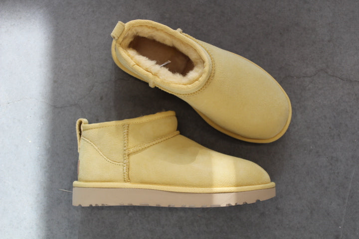 UGG ULTRA MINI MUTED MUSTARD