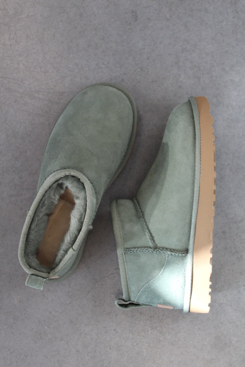 UGG ULTRA MINI DEEP SHADE