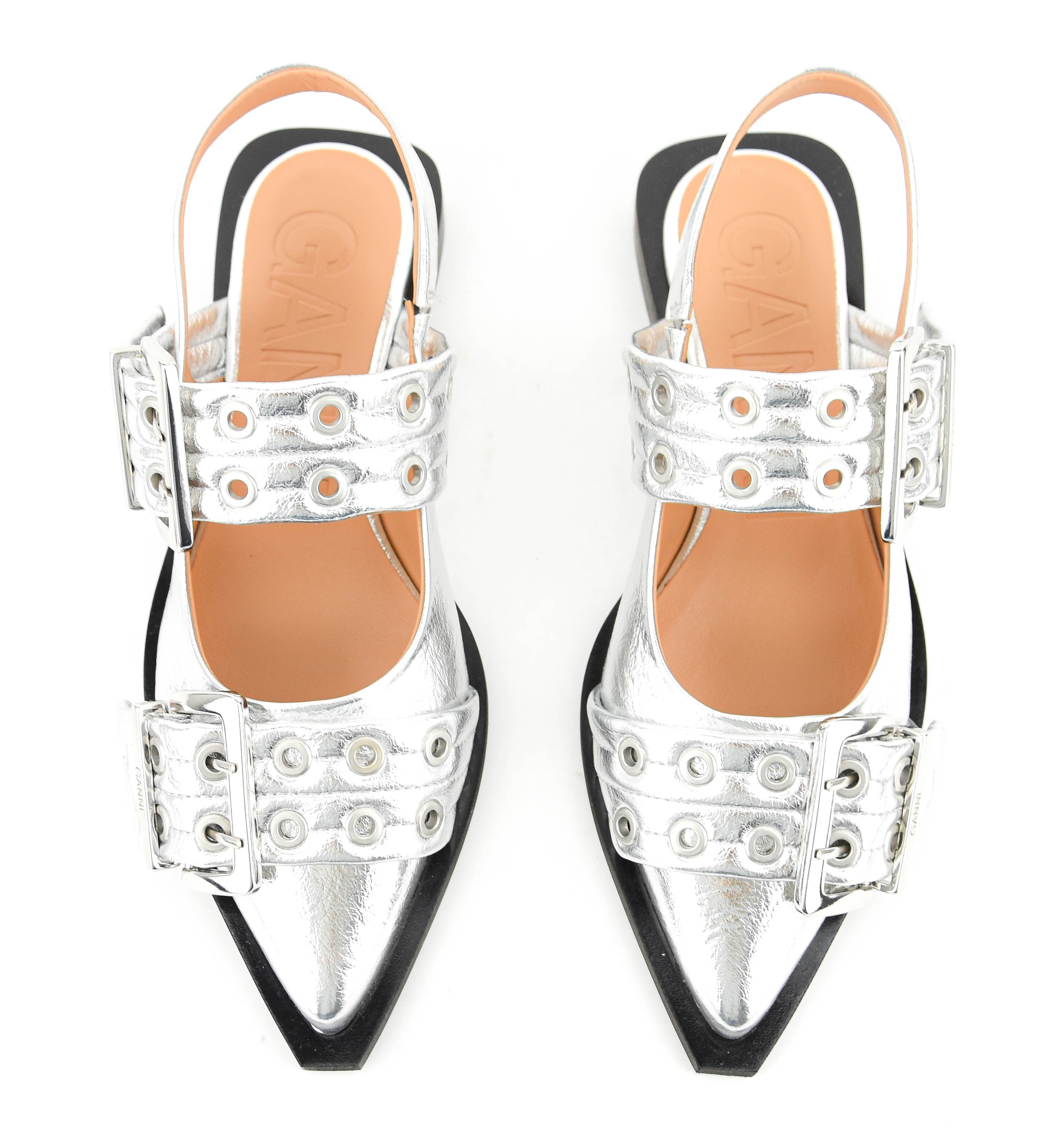 GANNI FEMININE BUCKLE SANDAL SILVER